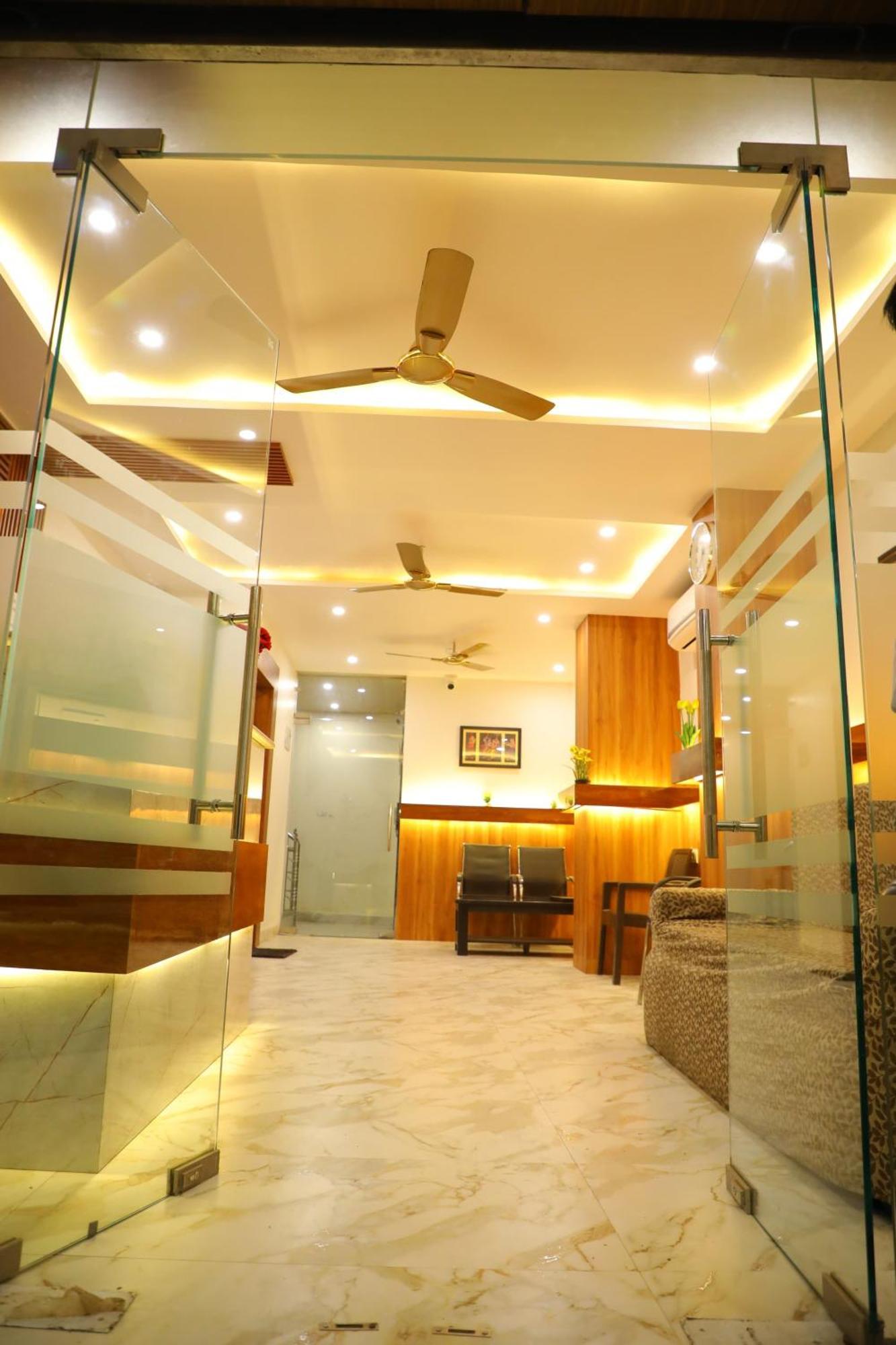 Jmk Regency Hotel Varanasi Ngoại thất bức ảnh